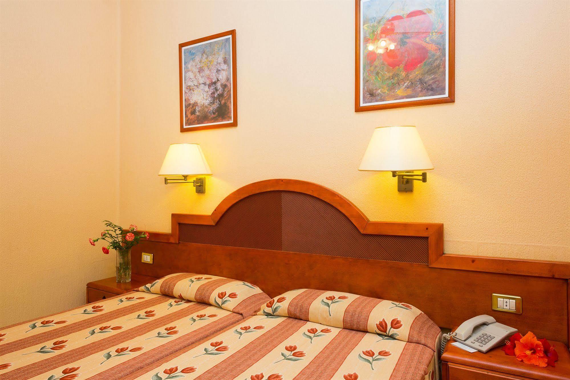 Hotel Monopol Puerto de la Cruz  Exteriör bild